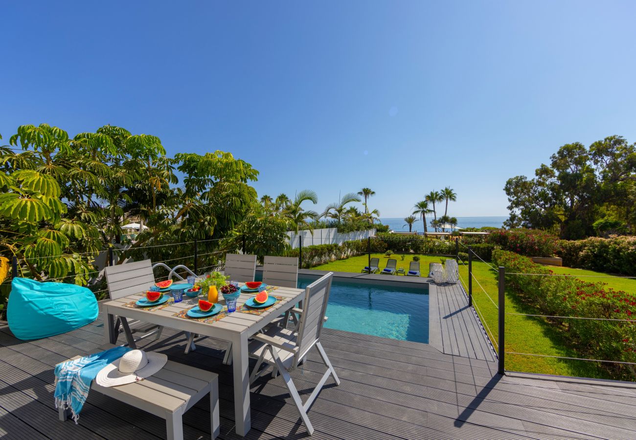 Villa in Protaras - Protaras Sunrise Zen Seafront Villa