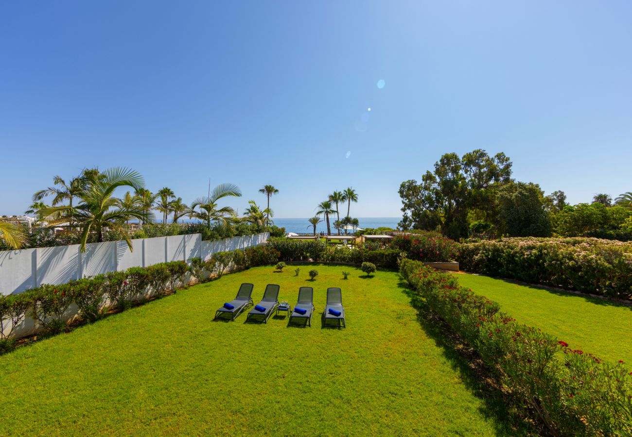 Villa in Protaras - Protaras Sunrise Zen Seafront Villa