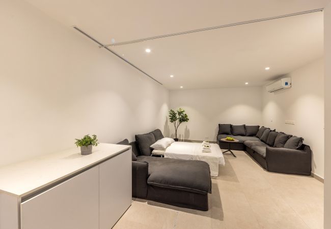 Villa in Protaras - Protaras Periyiali Seaside Villa 33 Villa in Protaras - Protaras Periyiali Seaside Villa 33