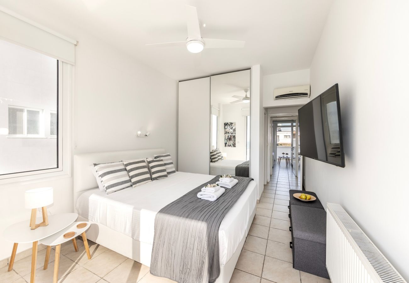 Villa in Larnaca - Faros Beachfront Villa Larnaca
