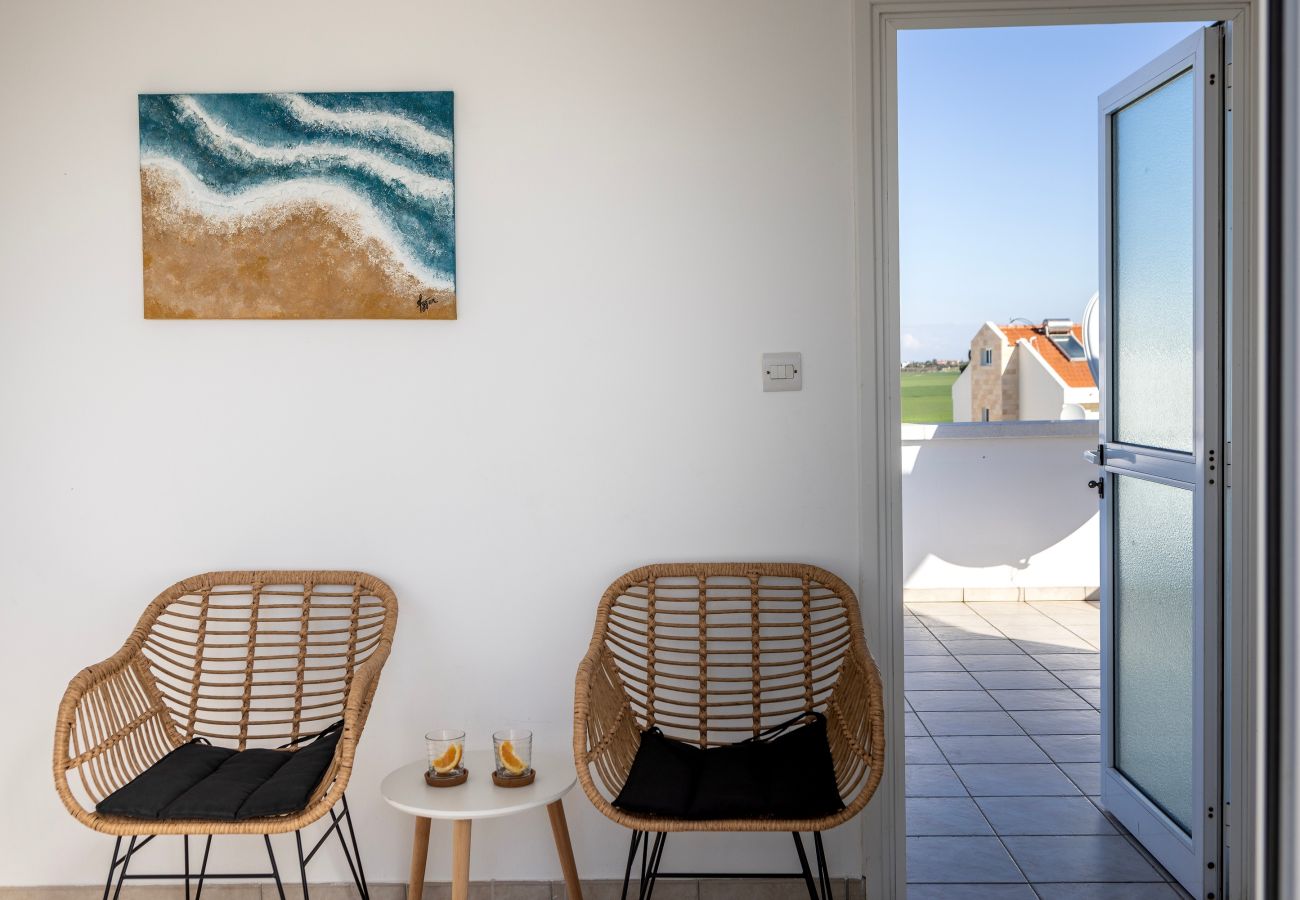 Villa in Larnaca - Faros Beachfront Villa Larnaca