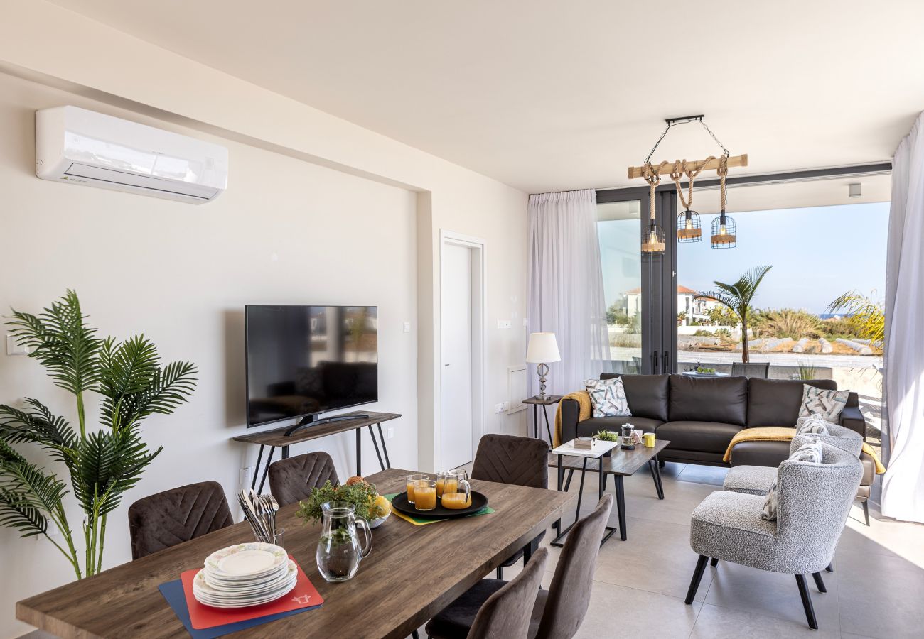 Villa in Protaras - Protaras Hestia Seaside Villa B6