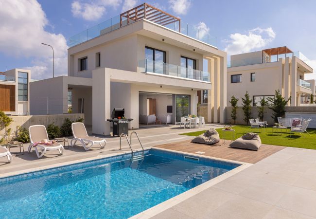 Villa in Protaras - Protaras By the Bay Villa 33