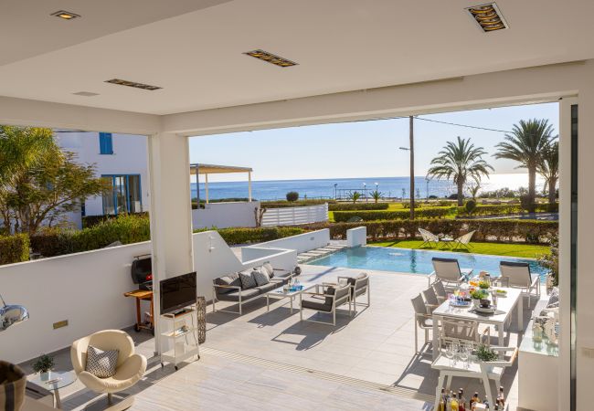 Villa in Protaras - Protaras Elaia Luxury Seafront Villa Villa in Protaras - Protaras Elaia Luxury Seafront Villa