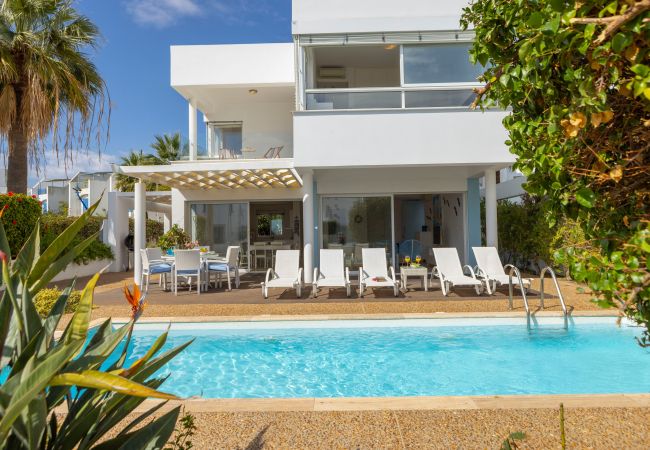 Villa in Protaras - Protaras Nausica Blue Seaside Villa
