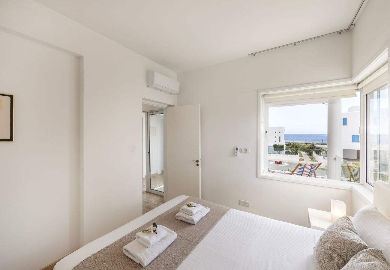 Villa in Protaras - Protaras Nausica Blue Seaside Villa