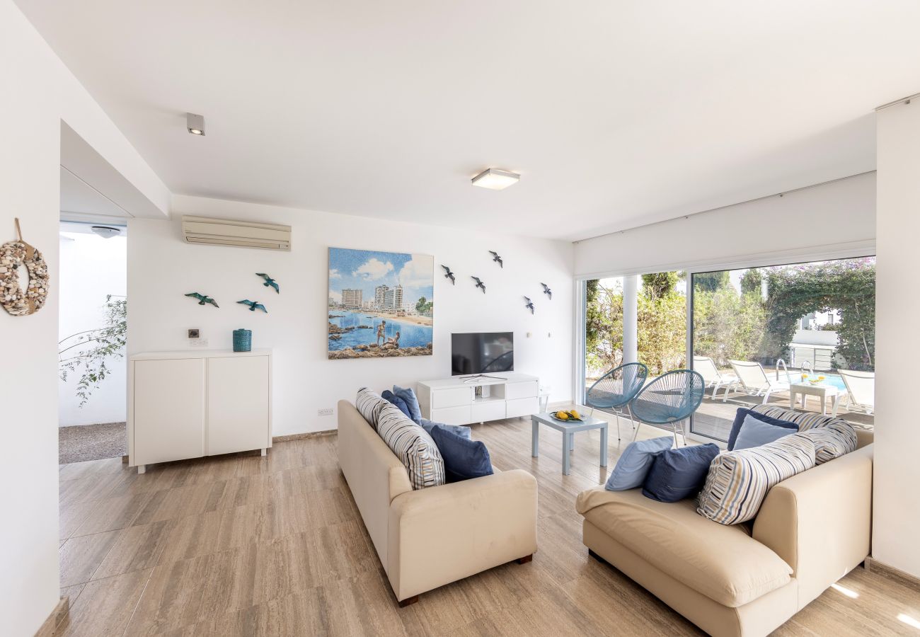 Villa in Protaras - Protaras Nausica Blue Seaside Villa
