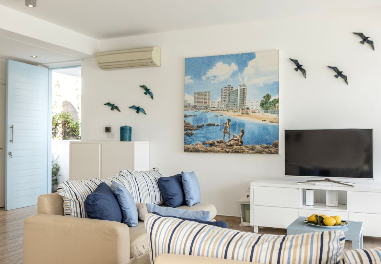 Villa in Protaras - Protaras Nausica Blue Seaside Villa