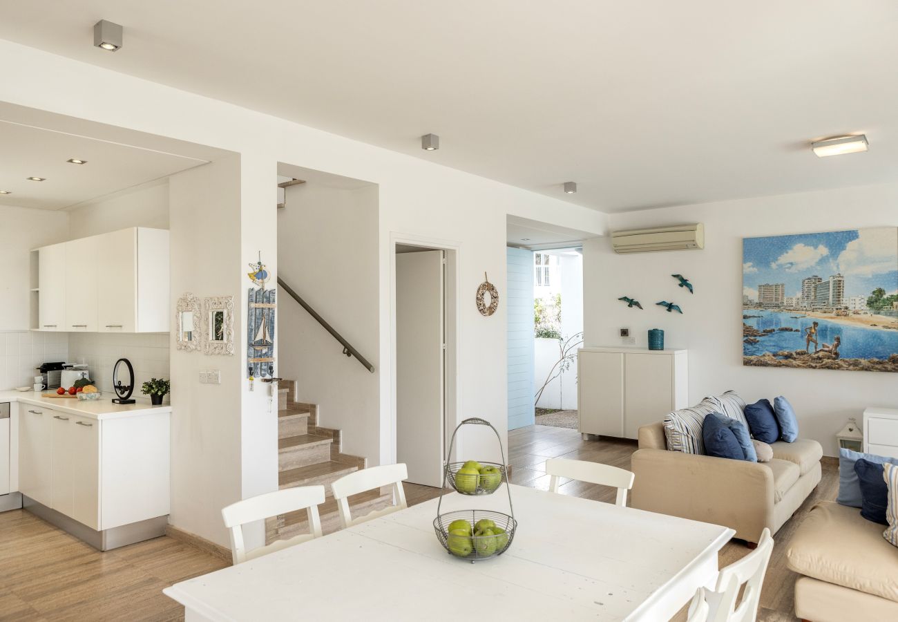 Villa in Protaras - Protaras Nausica Blue Seaside Villa