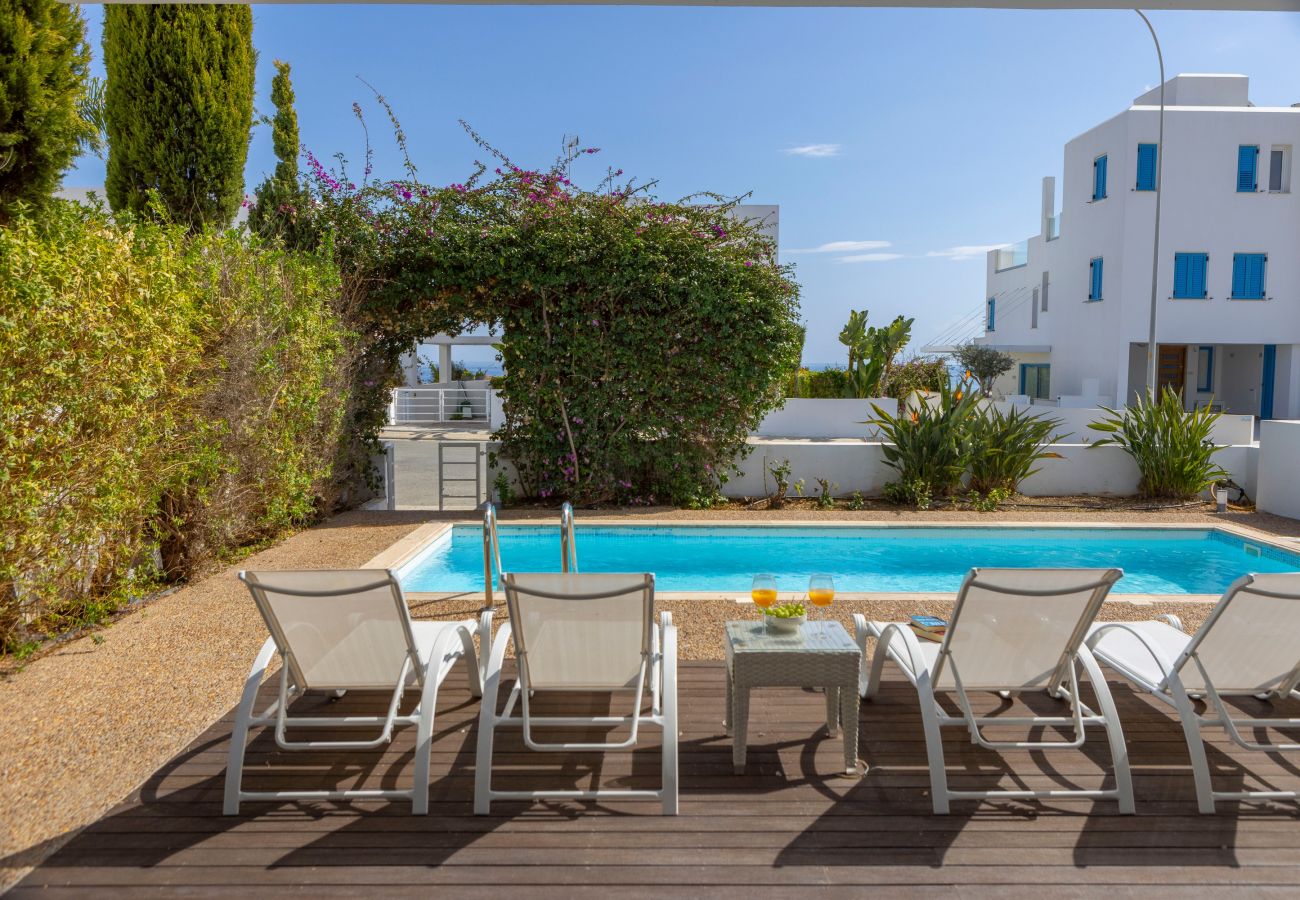 Villa in Protaras - Protaras Nausica Blue Seaside Villa