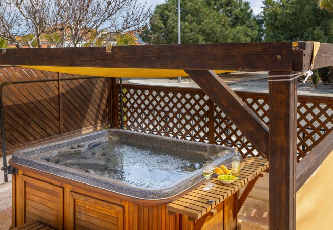 Villa in Ayia Napa - Ayia Thekla Sea Breeze Villa Villa in Ayia Napa - Ayia Thekla Sea Breeze Villa