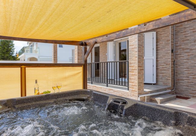 Villa in Ayia Napa - Ayia Thekla Sea Breeze Villa Villa in Ayia Napa - Ayia Thekla Sea Breeze Villa