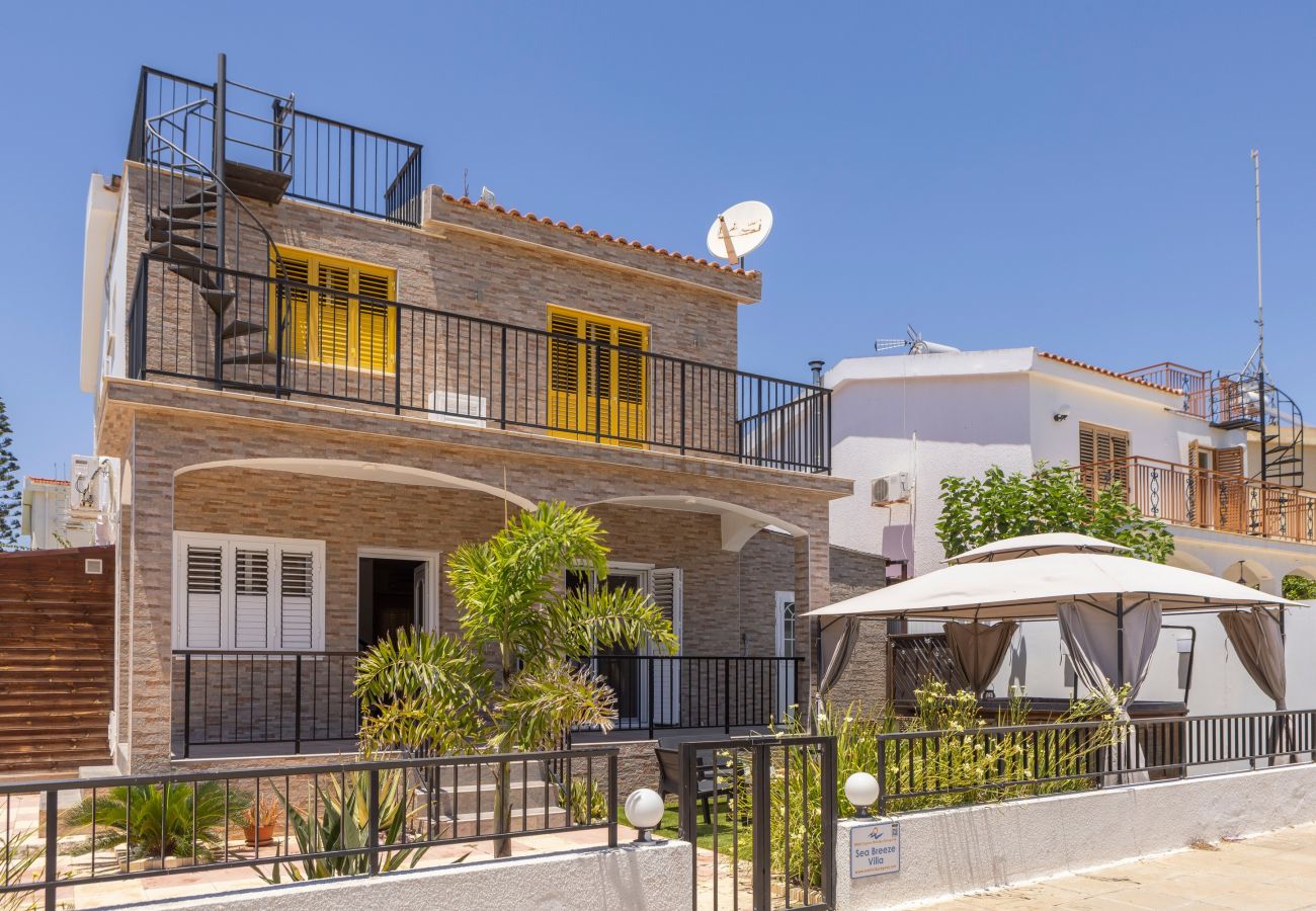 Villa in Ayia Napa - Ayia Thekla Sea Breeze Villa