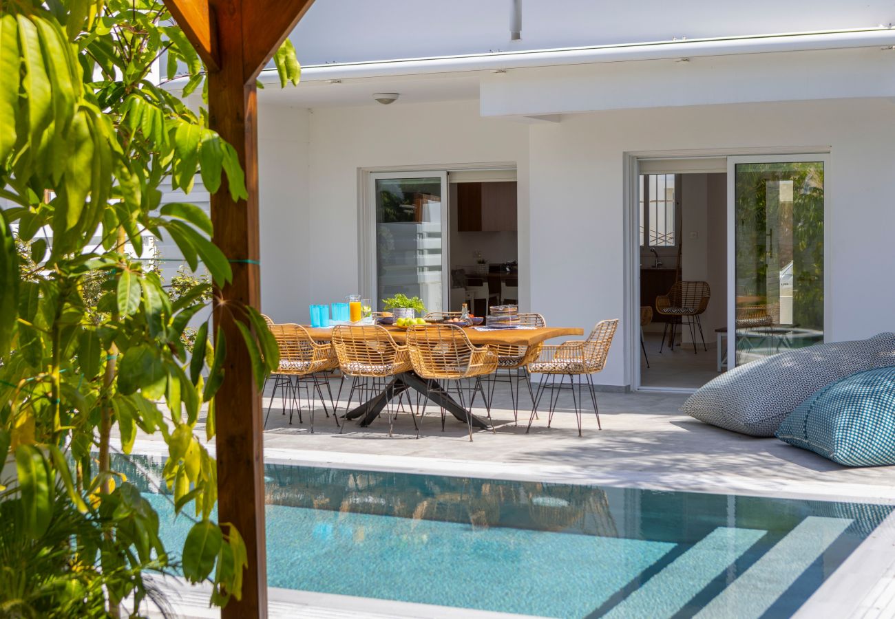 Villa in Protaras - Narcissos Seaside Villa 3