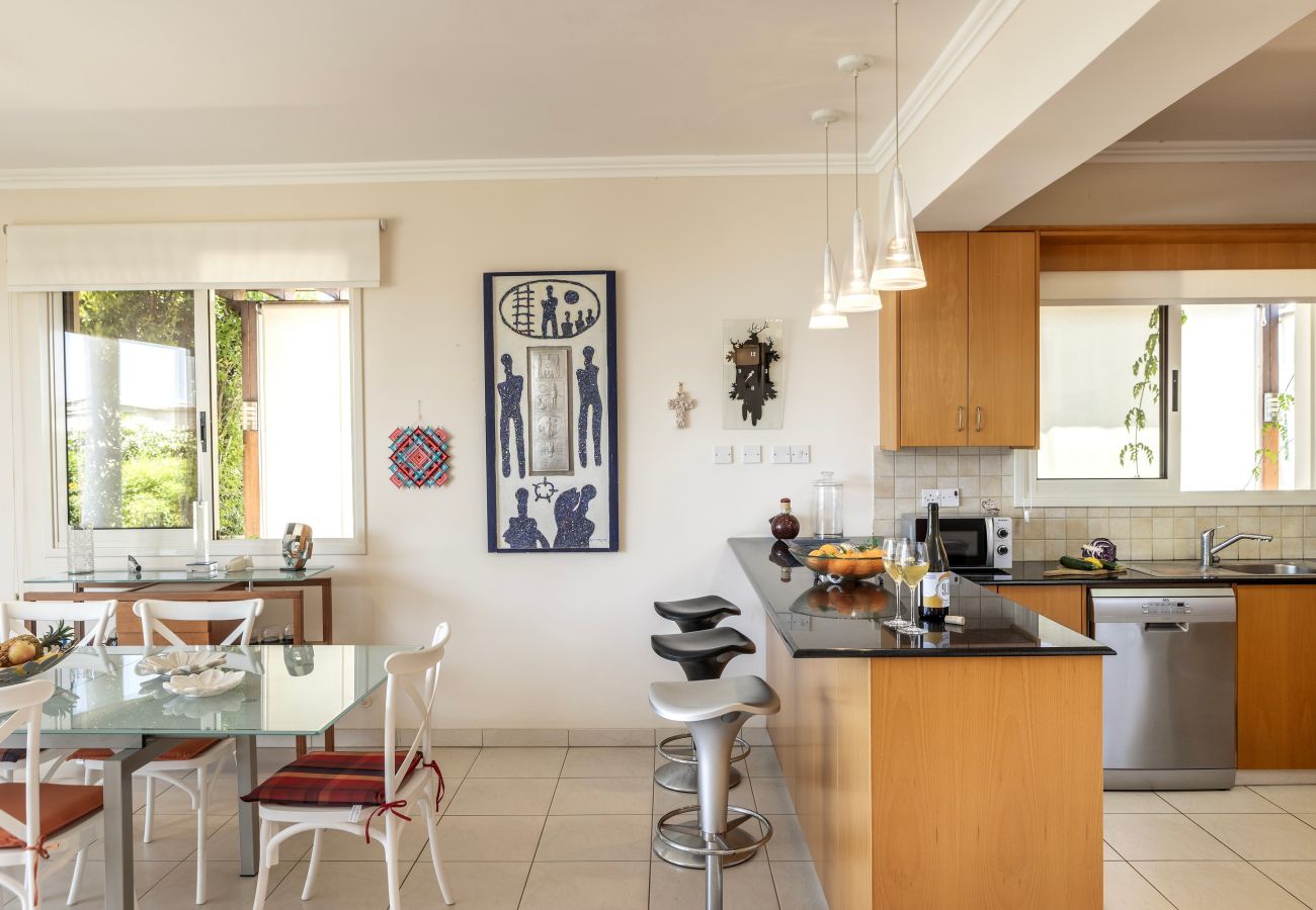 Villa in Meneou - Larnaca Chelidonia Seafront Villa