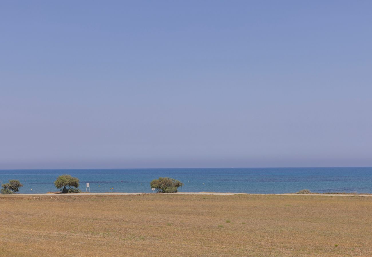 Villa in Meneou - Larnaca Chelidonia Seafront Villa