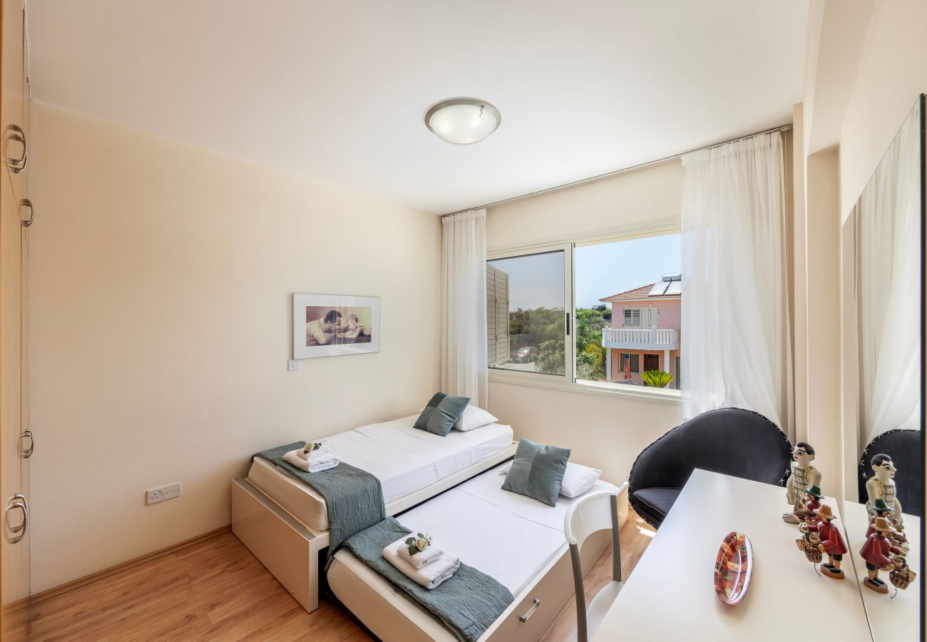 Villa in Meneou - Larnaca Chelidonia Seafront Villa