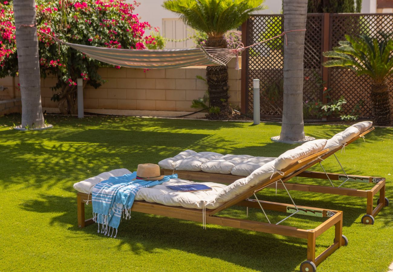 Villa in Meneou - Larnaca Chelidonia Seafront Villa