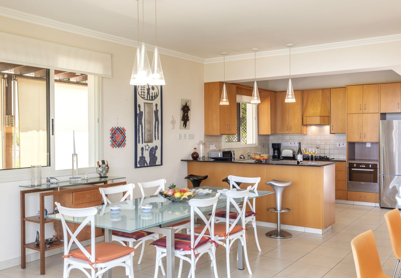 Villa in Meneou - Larnaca Chelidonia Seafront Villa