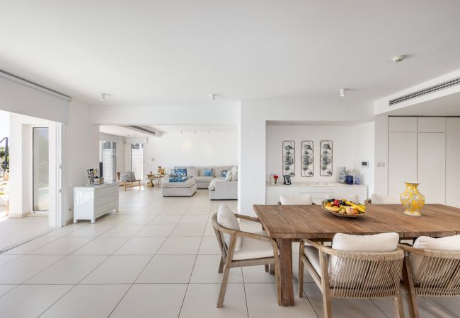 Villa in Protaras - Protaras Sirina Paradise Seafront Villa Villa in Protaras - Protaras Sirina Paradise Seafront Villa