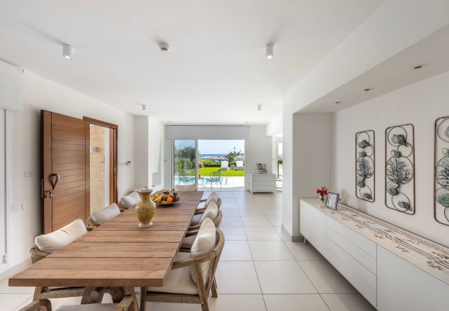 Villa in Protaras - Protaras Sirina Paradise Seafront Villa Villa in Protaras - Protaras Sirina Paradise Seafront Villa