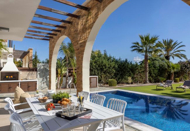 Villa in Ayia Napa - Ayia Napa Ionion Seafront Villa H5 Villa in Ayia Napa - Ayia Napa Ionion Seafront Villa H5