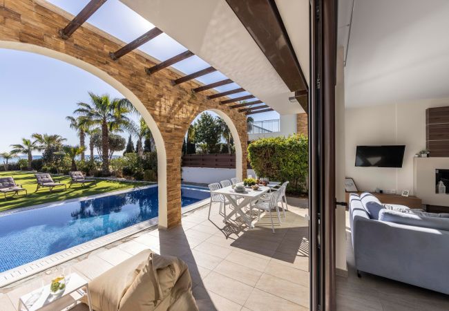 Villa in Ayia Napa - Ayia Napa Ionion Seafront Villa H5 Villa in Ayia Napa - Ayia Napa Ionion Seafront Villa H5