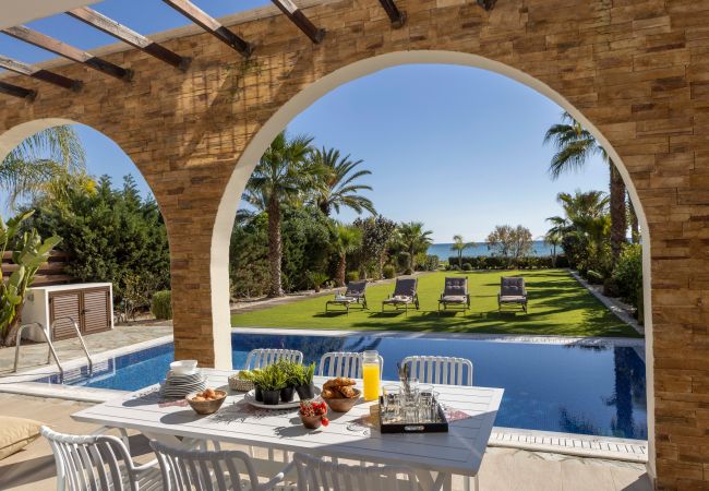 Villa in Ayia Napa - Ayia Napa Ionion Seafront Villa H5 Villa in Ayia Napa - Ayia Napa Ionion Seafront Villa H5