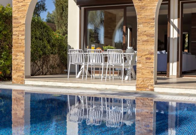 Villa in Ayia Napa - Ayia Napa Ionion Seafront Villa H5 Villa in Ayia Napa - Ayia Napa Ionion Seafront Villa H5