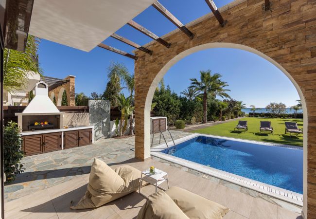 Villa in Ayia Napa - Ayia Napa Ionion Seafront Villa H5 Villa in Ayia Napa - Ayia Napa Ionion Seafront Villa H5