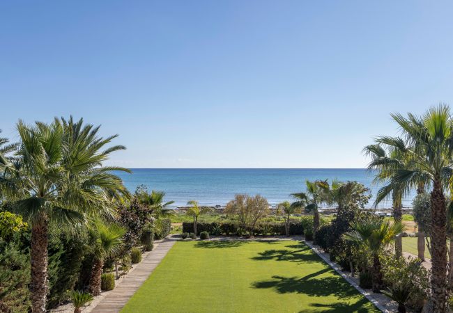 Villa in Ayia Napa - Ayia Napa Ionion Seafront Villa H5 Villa in Ayia Napa - Ayia Napa Ionion Seafront Villa H5