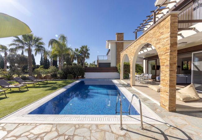 Villa in Ayia Napa - Ayia Napa Ionion Seafront Villa H5 Villa in Ayia Napa - Ayia Napa Ionion Seafront Villa H5