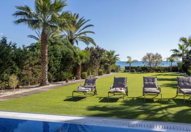 Villa in Ayia Napa - Ayia Napa Ionion Seafront Villa H5 Villa in Ayia Napa - Ayia Napa Ionion Seafront Villa H5