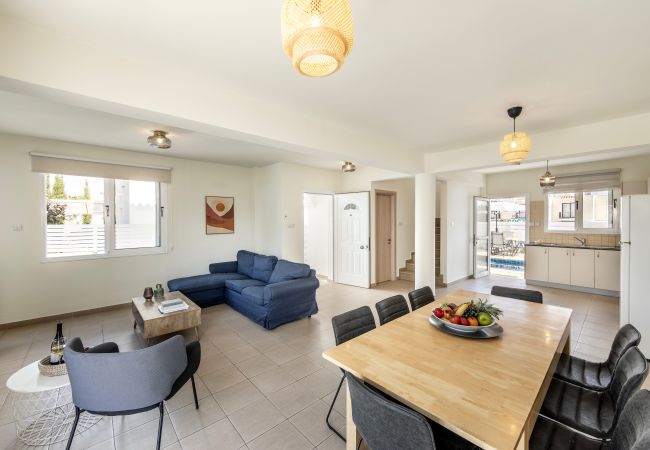 Villa in Protaras - Protaras Villa Cemelia Villa in Protaras - Protaras Villa Cemelia