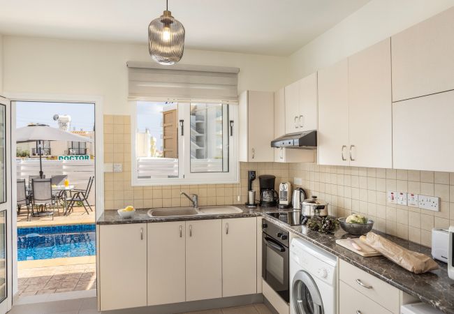 Villa in Protaras - Protaras Villa Cemelia Villa in Protaras - Protaras Villa Cemelia