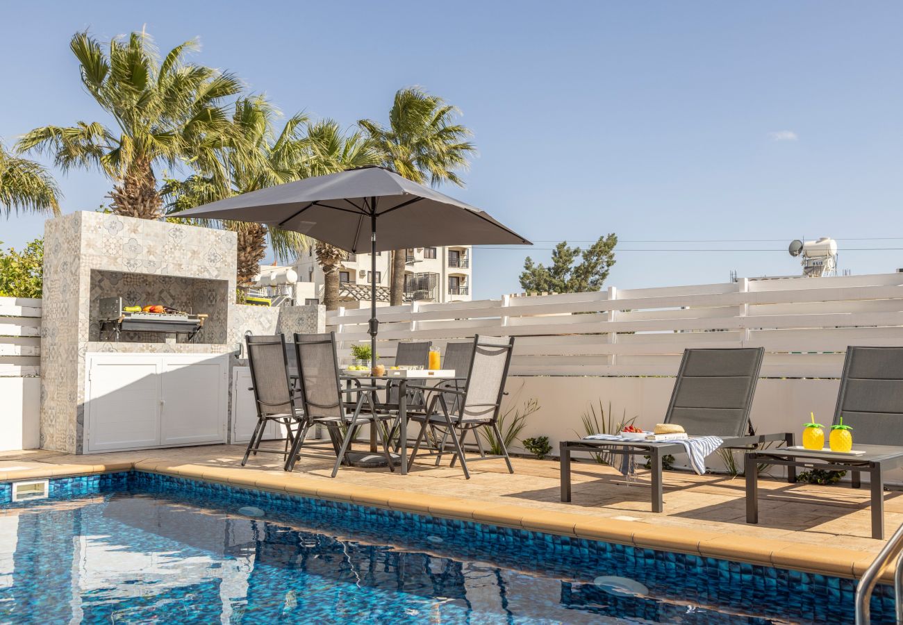 Villa in Protaras - Protaras Villa Cemelia