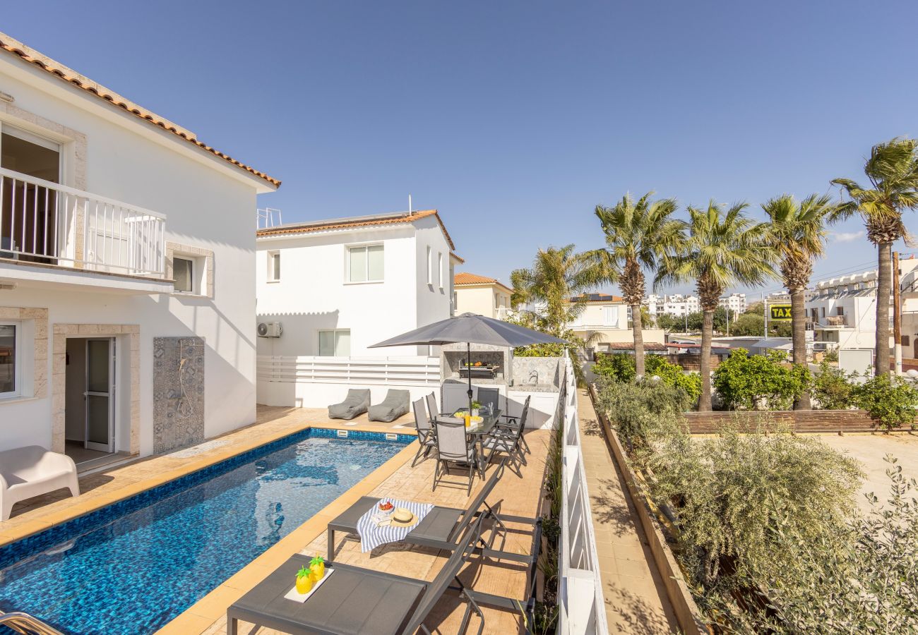 Villa in Protaras - Protaras Villa Cemelia