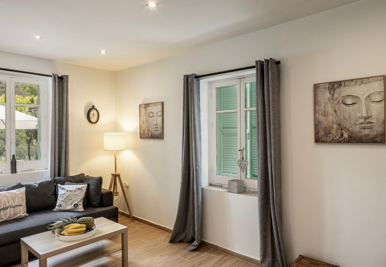 Bungalow in Galata - Galata Watermill Cottage
