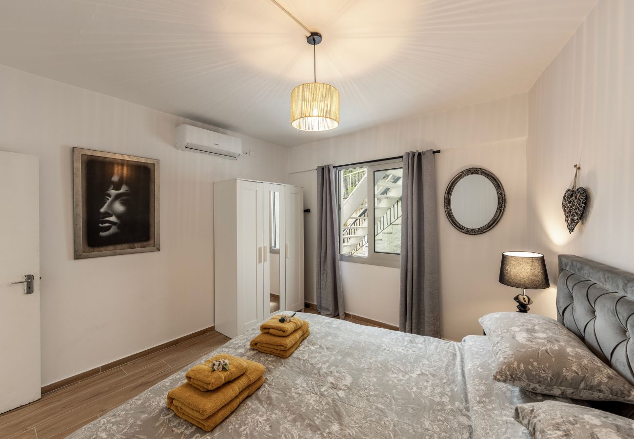 Bungalow in Galata - Galata Watermill Cottage