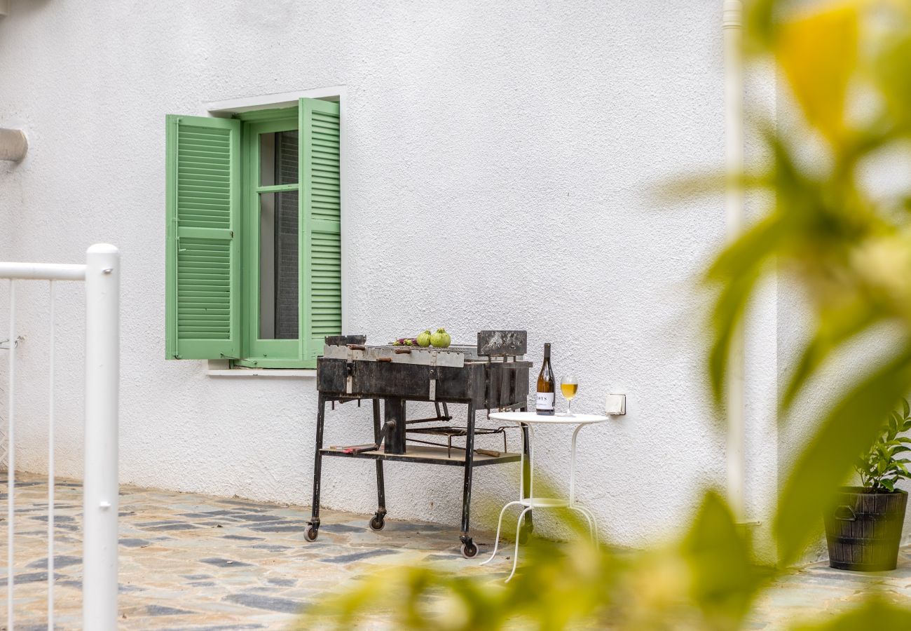 Bungalow in Galata - Galata Watermill Cottage