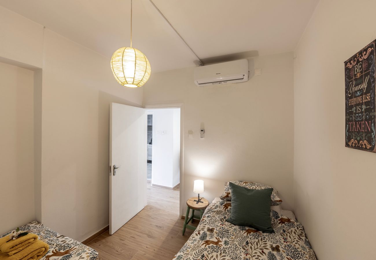 Bungalow in Galata - Galata Watermill Cottage