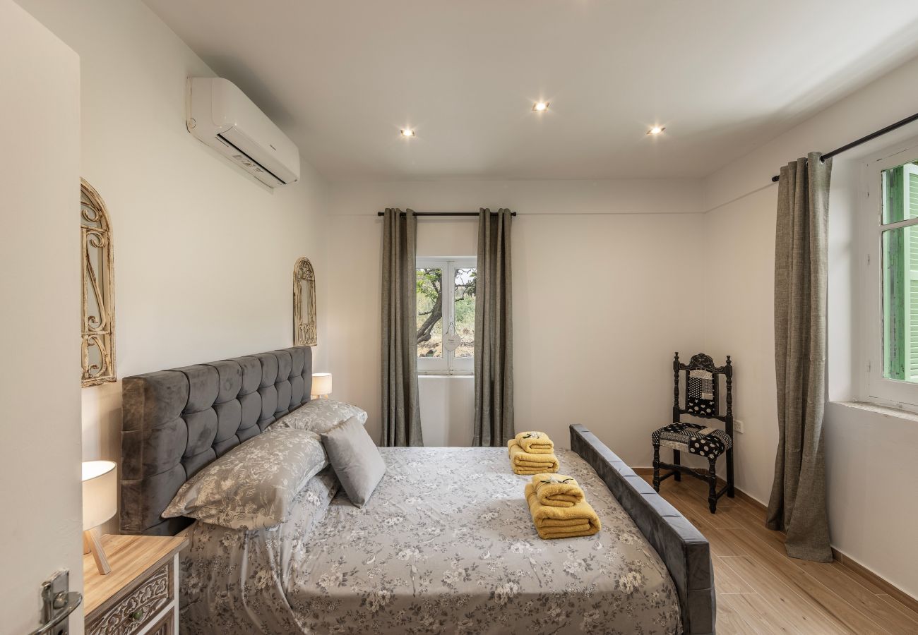 Bungalow in Galata - Galata Watermill Cottage