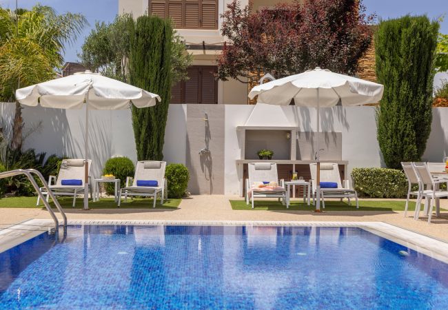 Villa in Ayia Napa - Ayia Napa Luxury Seaside Villa Ionion H15 Villa in Ayia Napa - Ayia Napa Luxury Seaside Villa Ionion H15