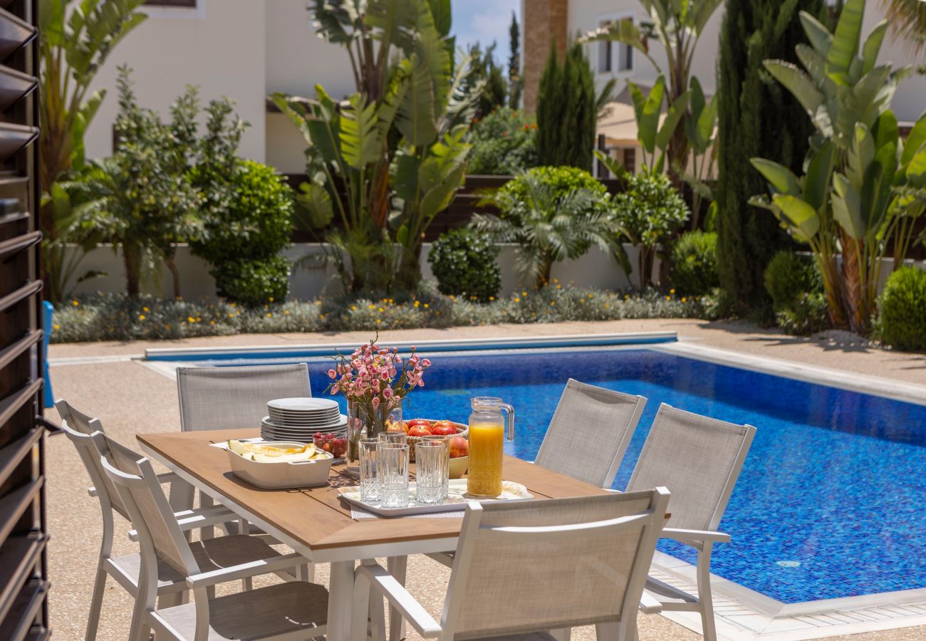 Villa in Ayia Napa - Ayia Thekla Luxury Villa Ionion H15