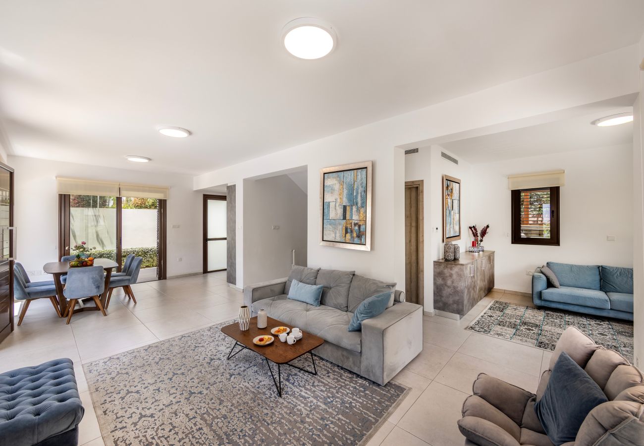 Villa in Ayia Napa - Ayia Thekla Luxury Villa Ionion H15
