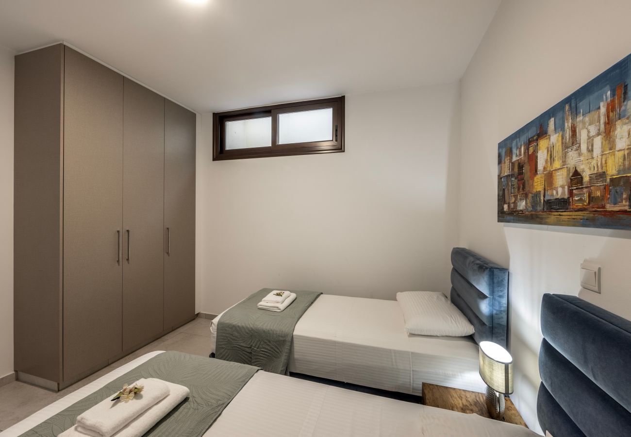 Villa in Ayia Napa - Ayia Thekla Luxury Villa Ionion H15