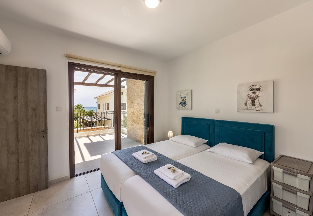 Villa in Ayia Napa - Ayia Thekla Luxury Villa Ionion H15
