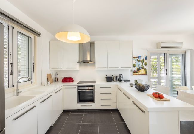 Villa in Protaras - Protaras Seaside Villa Narcissos 16 Villa in Protaras - Protaras Seaside Villa Narcissos 16