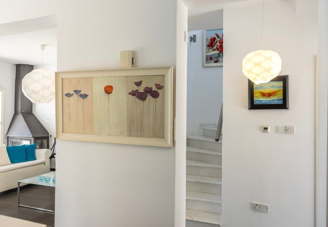 Villa in Protaras - Protaras Seaside Villa Narcissos 16 Villa in Protaras - Protaras Seaside Villa Narcissos 16