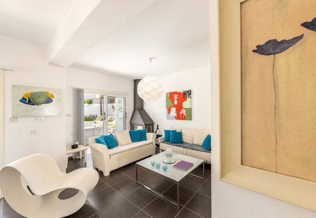 Villa in Protaras - Protaras Seaside Villa Narcissos 16 Villa in Protaras - Protaras Seaside Villa Narcissos 16